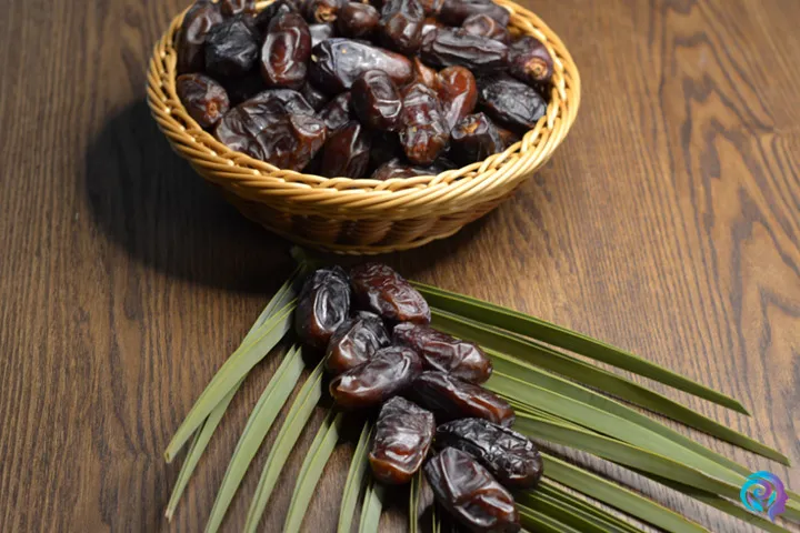 بهترین زمان و مقدار مصرف خرما